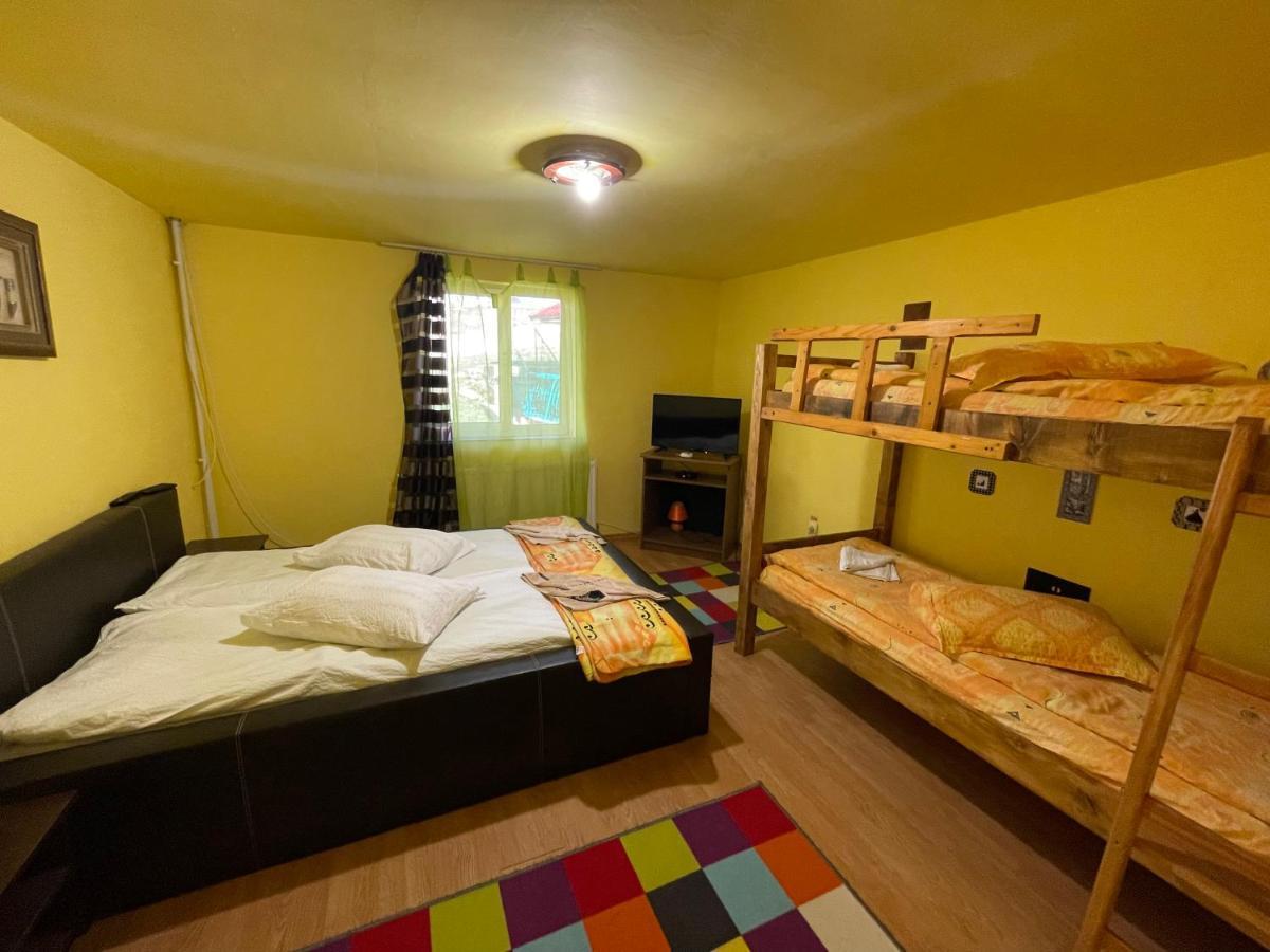 Cabana La Razvan Petroşani Exteriér fotografie
