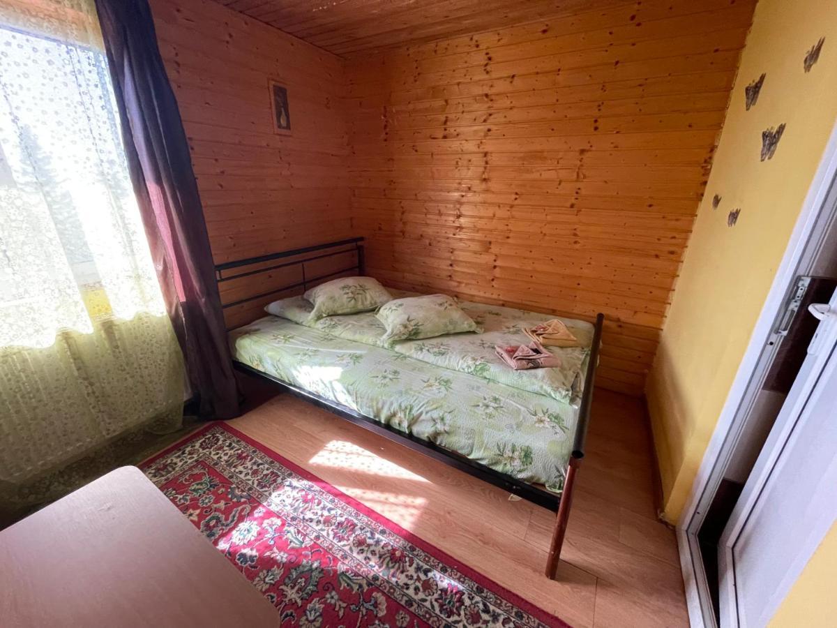 Cabana La Razvan Petroşani Exteriér fotografie